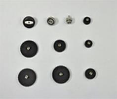 KIT 24 TAPPI PER VETTURE E AUTOCARRI ,COMP TAPPO UNIVERSALE