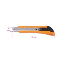 CUTTER LAMA A SPEZZARE 18 MM FORNITO CON 3 LAME